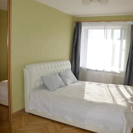 Уютная Квартира На Танка 10 Apartment *