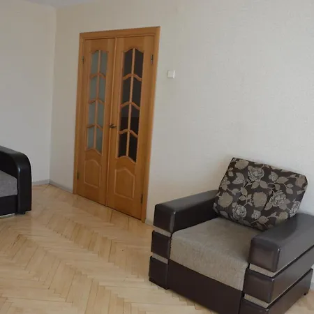 Уютная Квартира На Танка 10 Apartment *